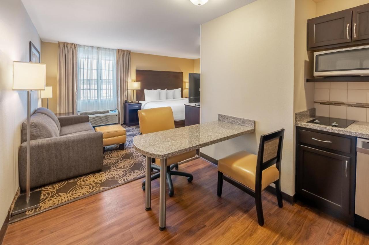 Landmark Suites - Уиллистон Экстерьер фото