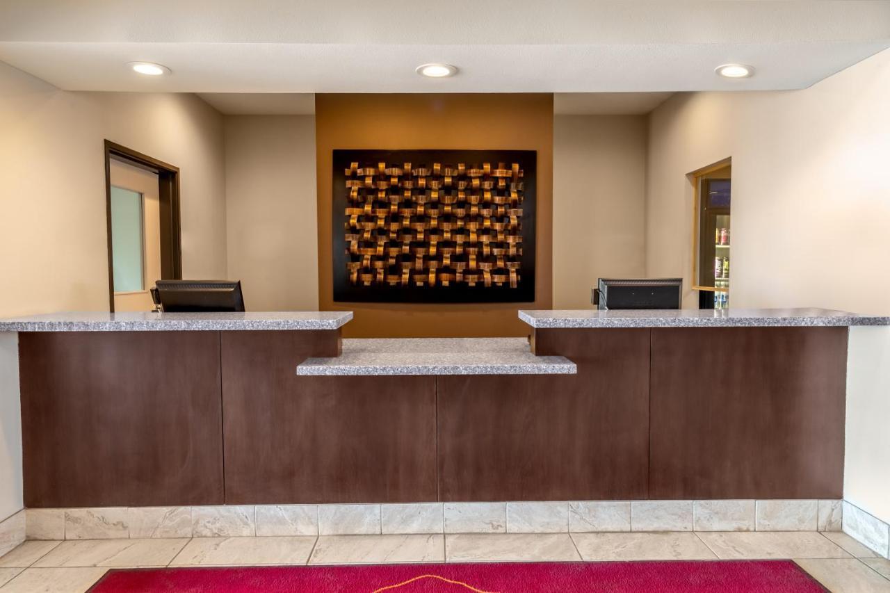 Landmark Suites - Уиллистон Экстерьер фото